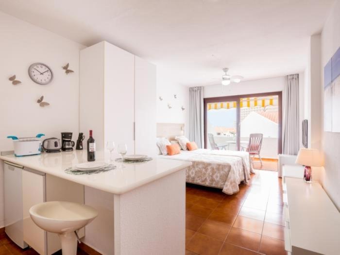 Apartment 2023 Garden City, Heated Pool! Costa Adeje (Tenerife)